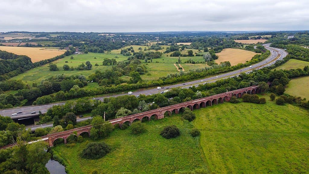 Twyford to Hockley Viaduct Loop