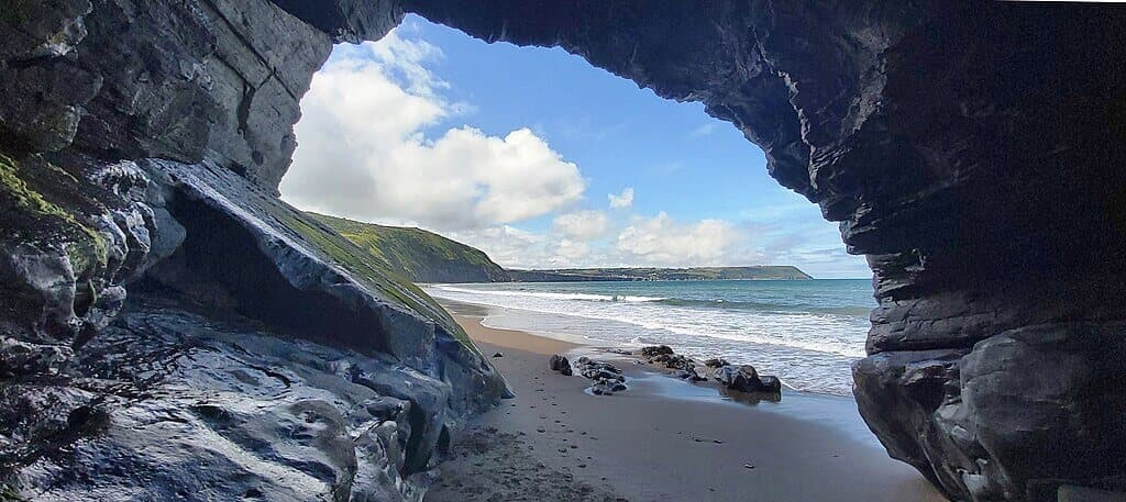Penbryn Beach