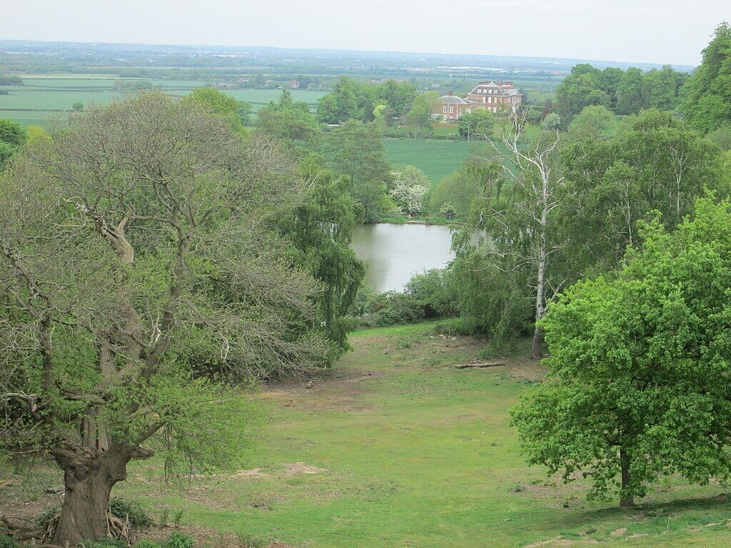 Ampthill Park and Houghton House