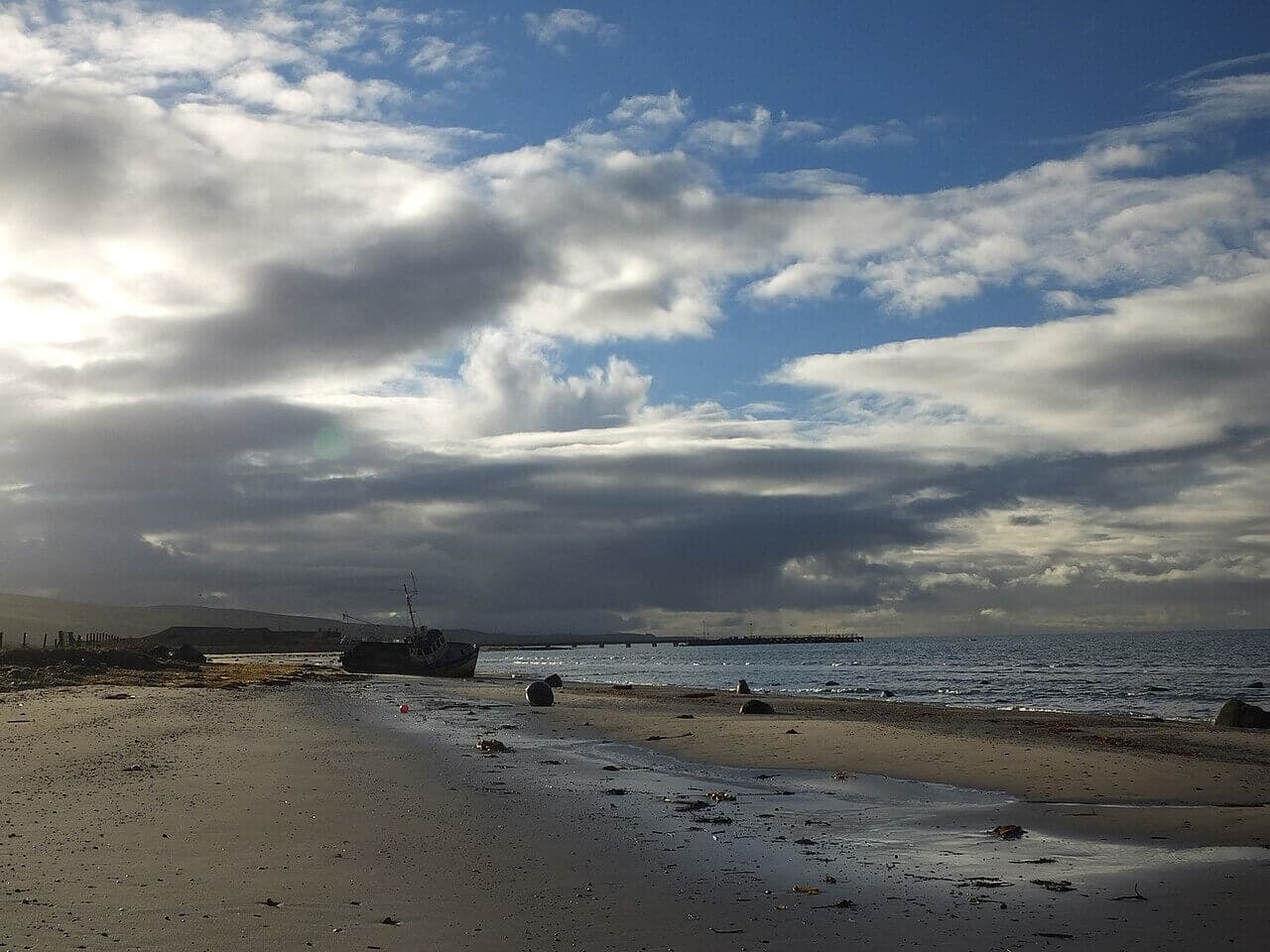 Tayinloan Beach