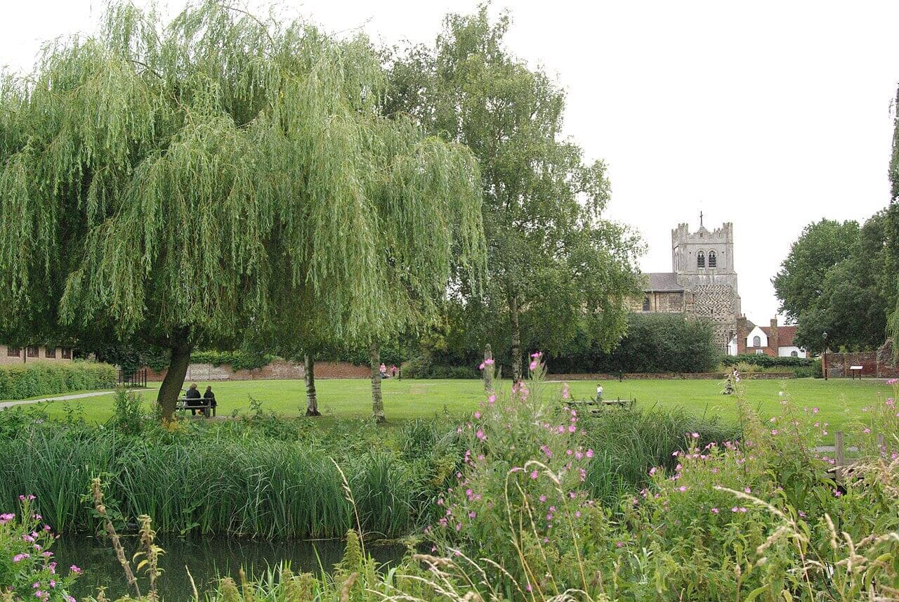 Lee Valley: Waltham Abbey to Broxbourne Walk