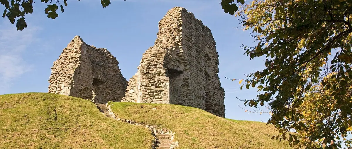 Christchurch Castle and Norman House