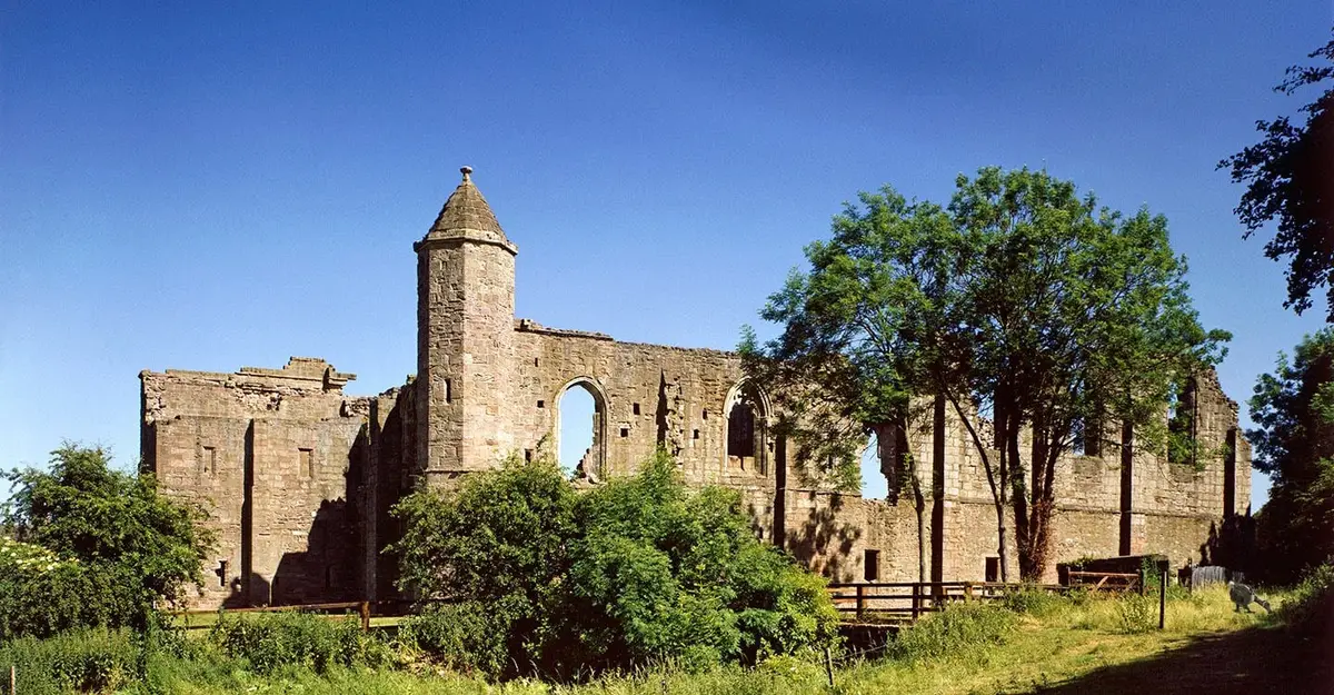 Spofforth Castle