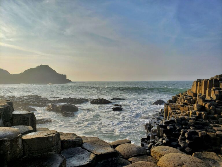 The Giants Causeway inm Northern Ireland, one of the key stops of this dog friendly road trip