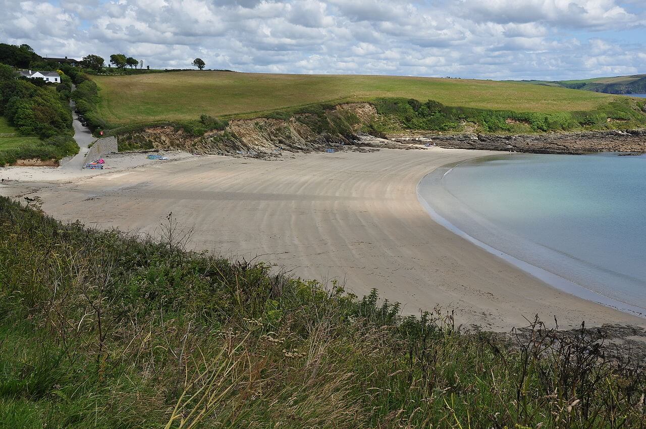 Porthcurnick Beach