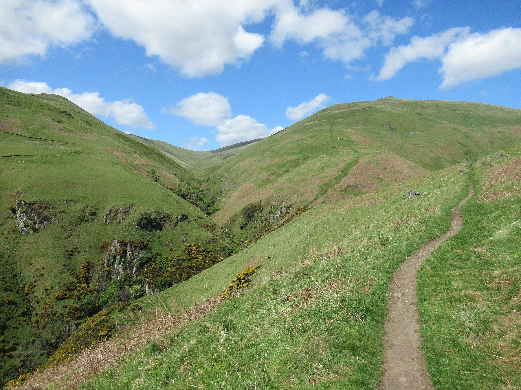 Ben Cleuch Circular from Tillicoultry