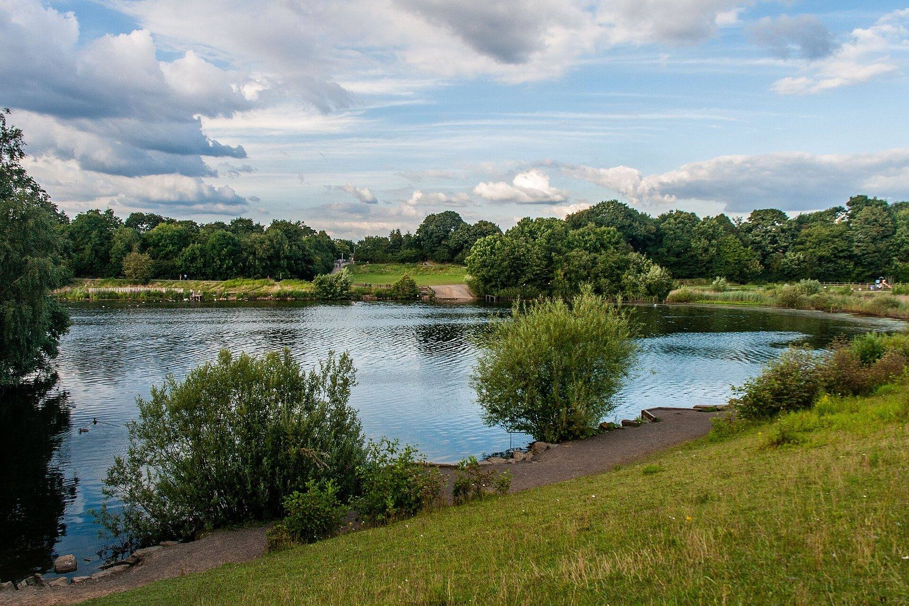 Chorlton Water Park and the Mersey