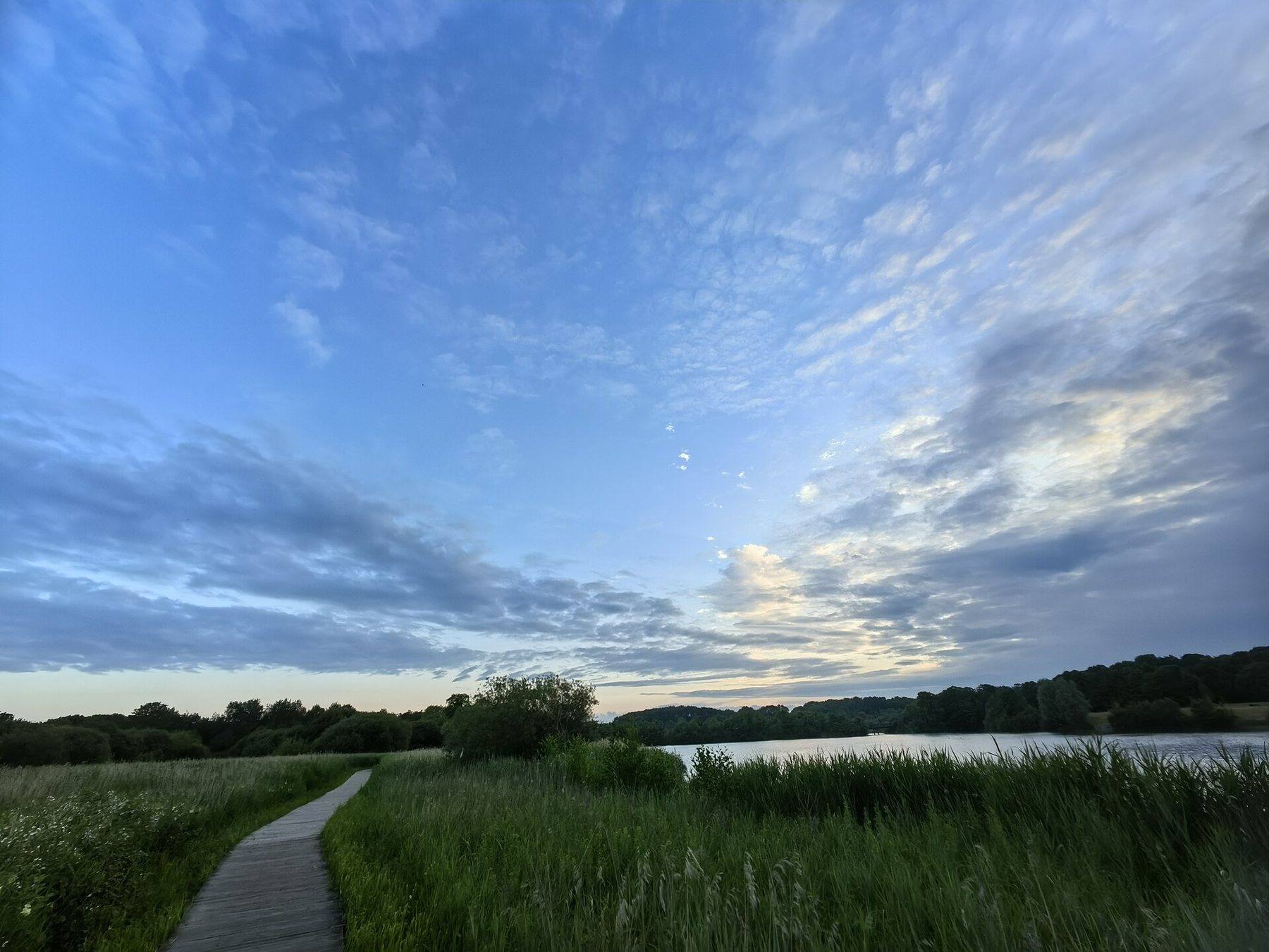 Cosmeston Lakes Country Park
