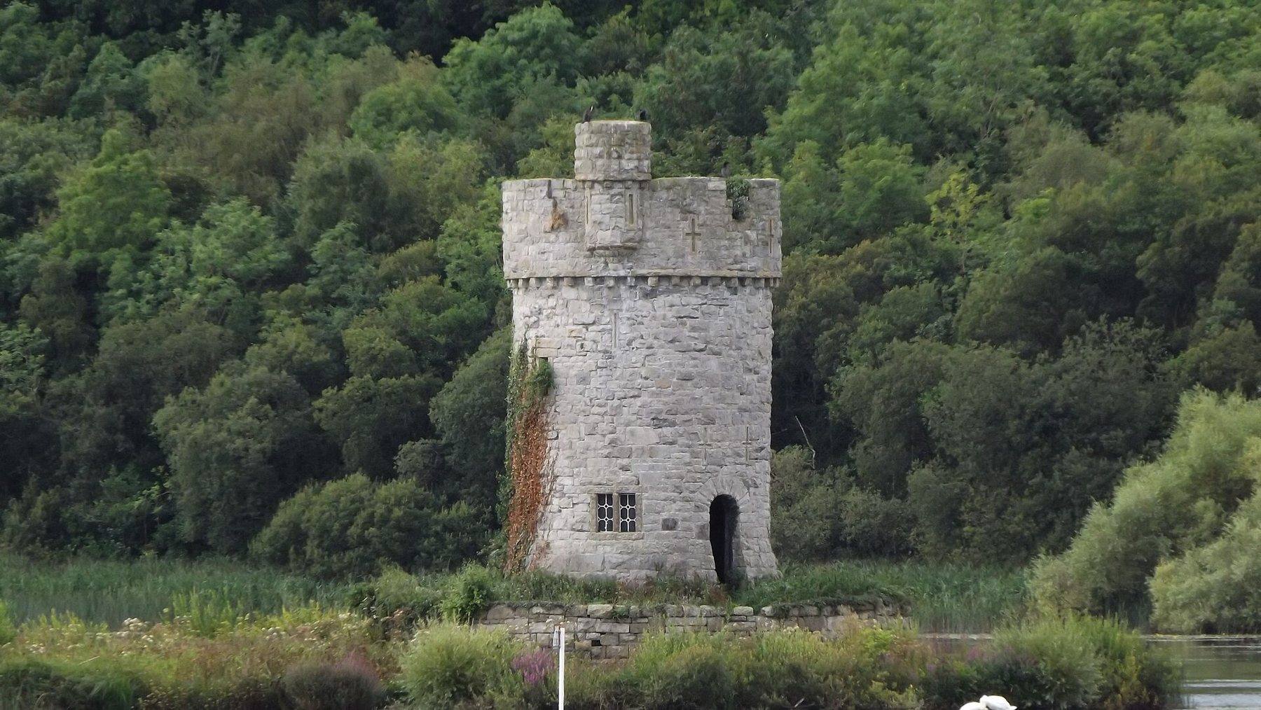 Crom Estate Lough Erne Walk