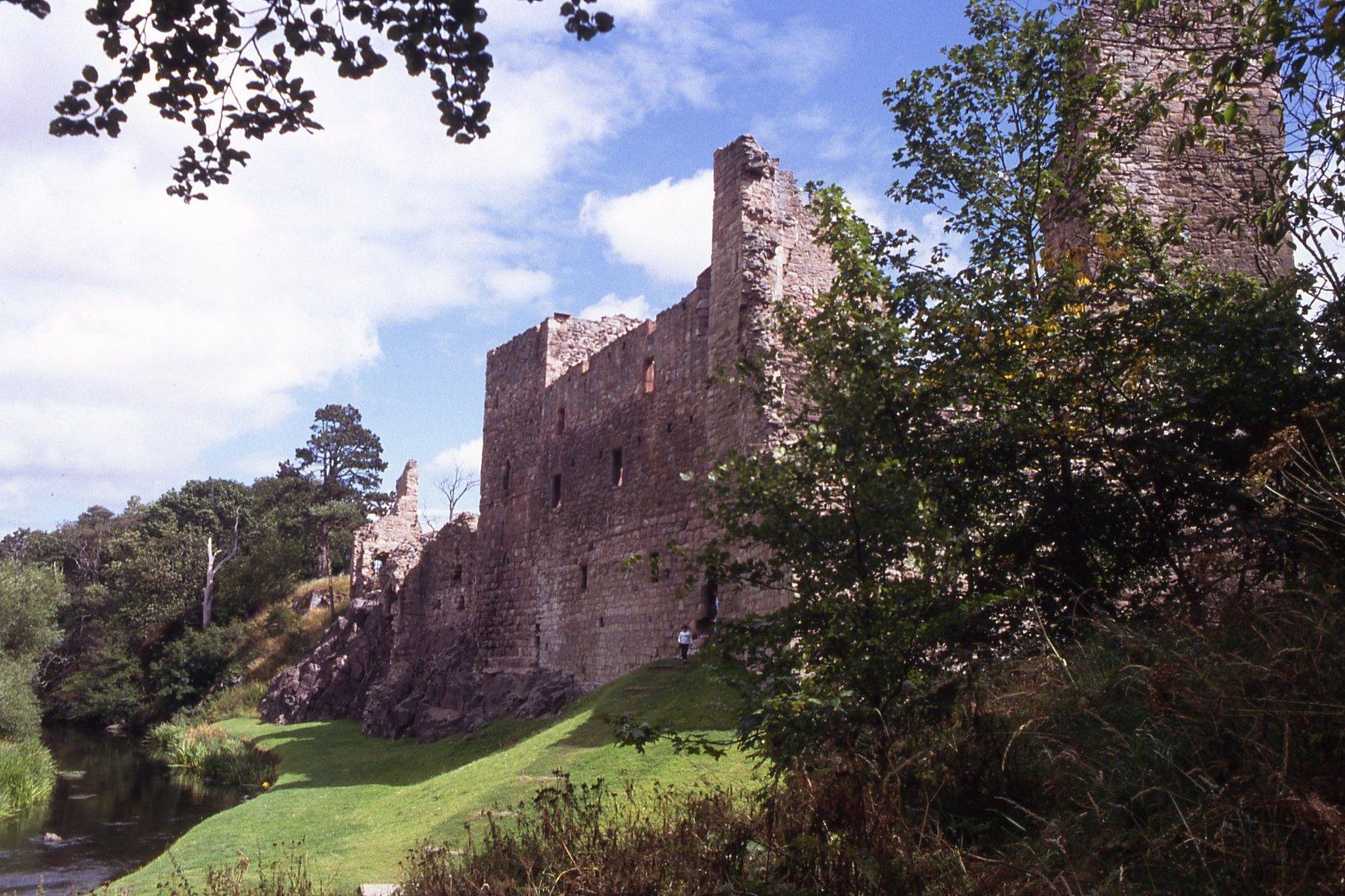 Hailes Castle from East Linton