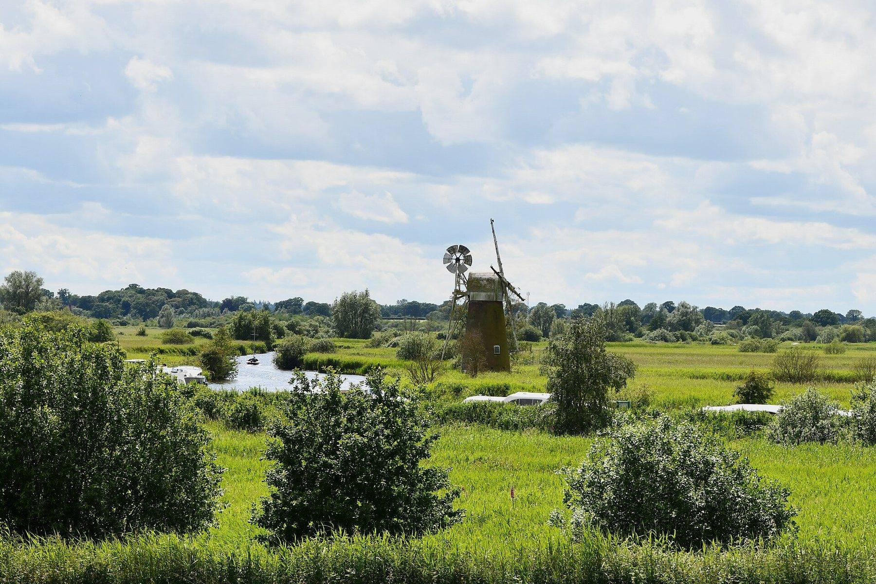 How Hill and Ludham Bridge Riverside Walk