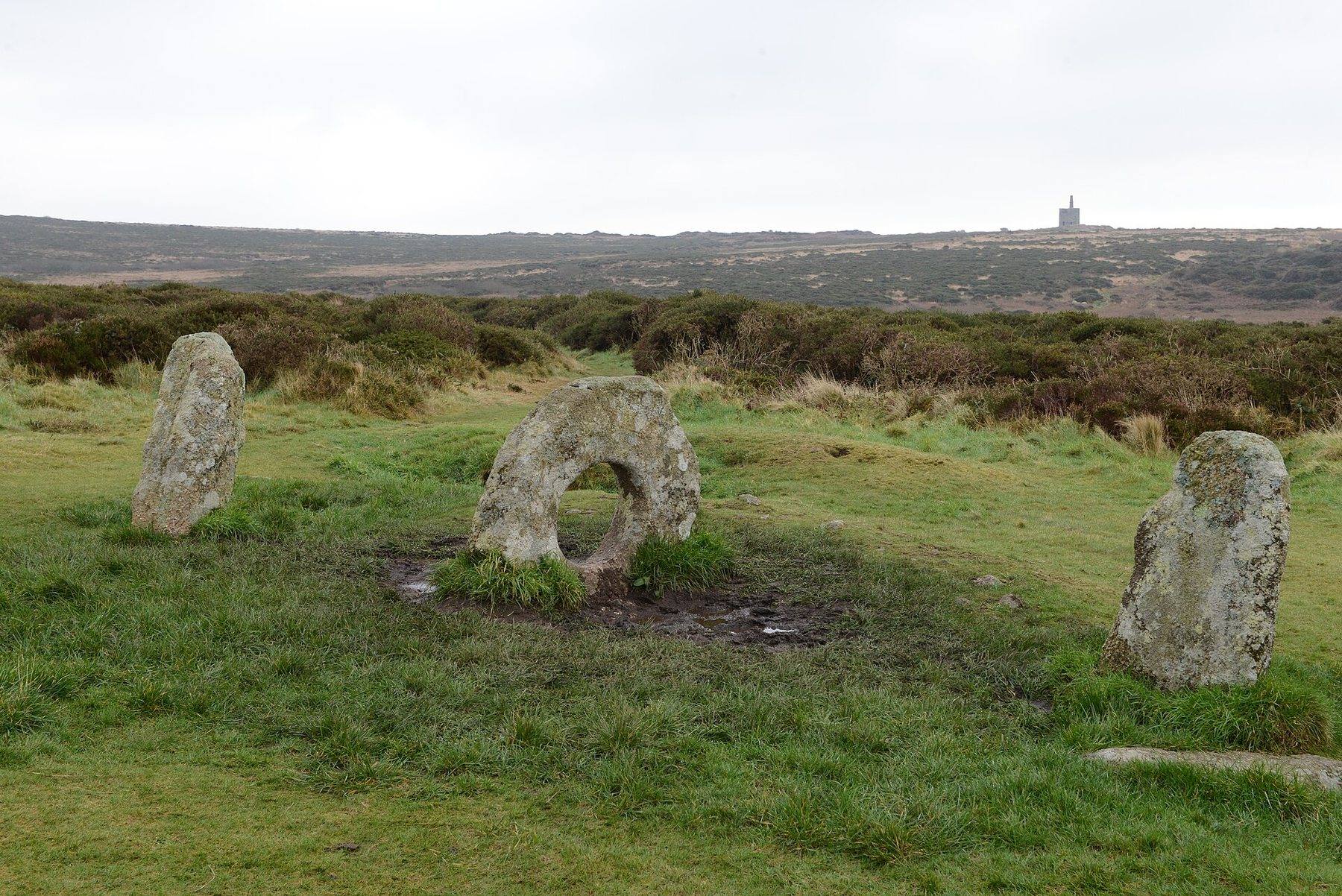 Men-an-Tol, Nine Maidens and Lanyon Quoit Circular
