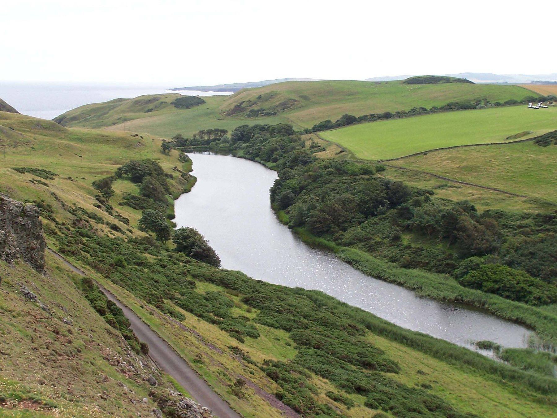 St Abb's Head Lighthouse and Mire Loch Circular